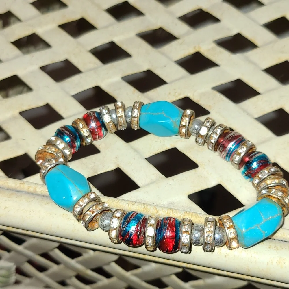 Turquoise and Red Beaded Bracelet - Picture 5 of 5